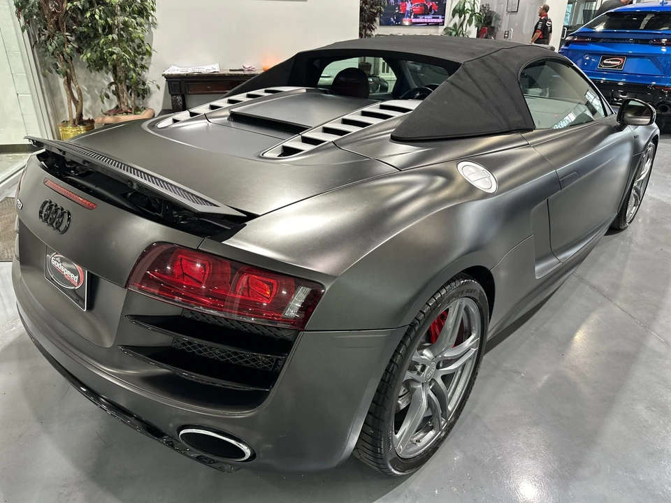 2011 Audi 42 R8 - Image 8 of 31