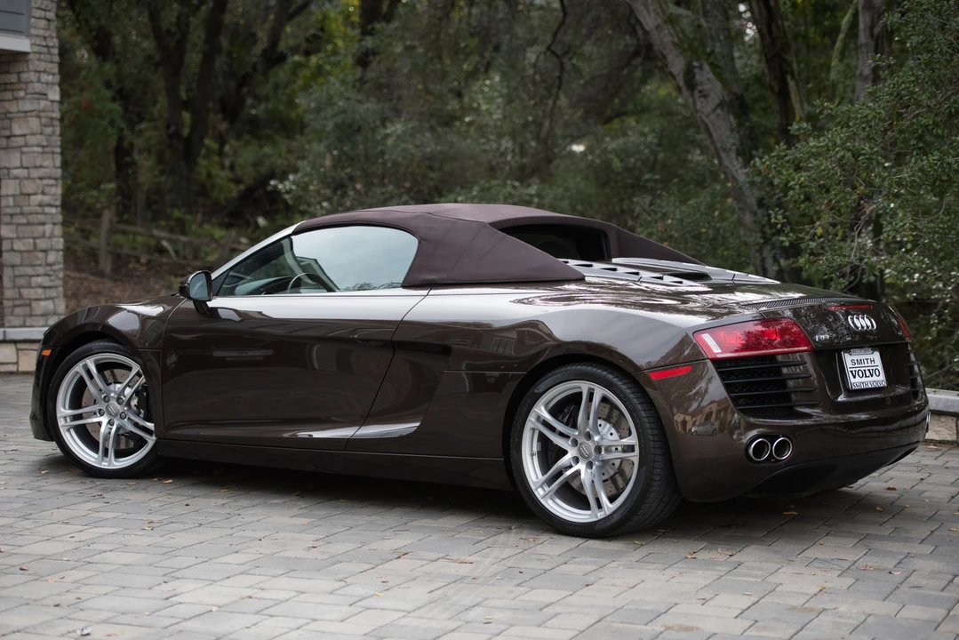 2011 Audi 42 R8 - Image 10 of 31