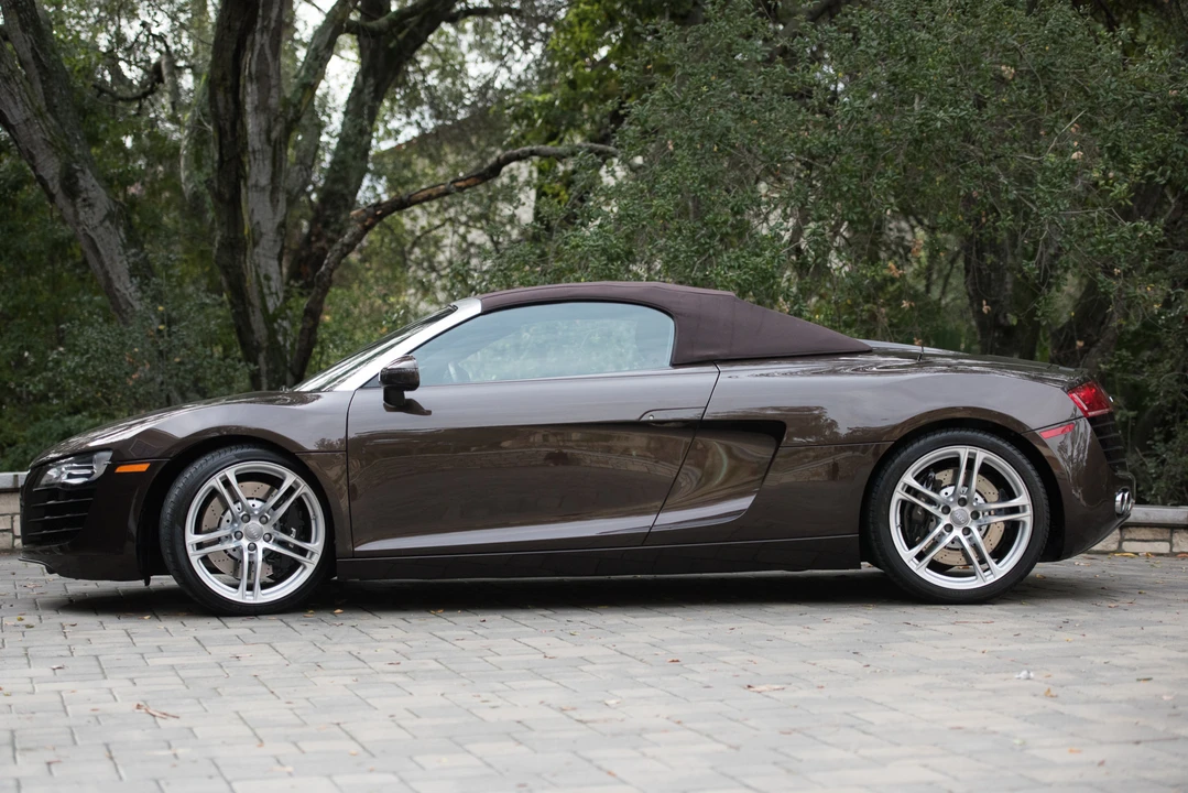 2011 Audi 42 R8 - Image 8 of 31