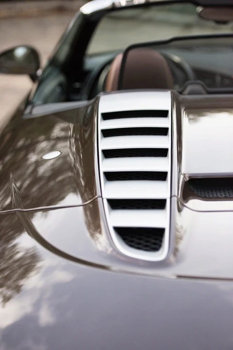 2011 Audi 42 R8 - Image 23 of 31