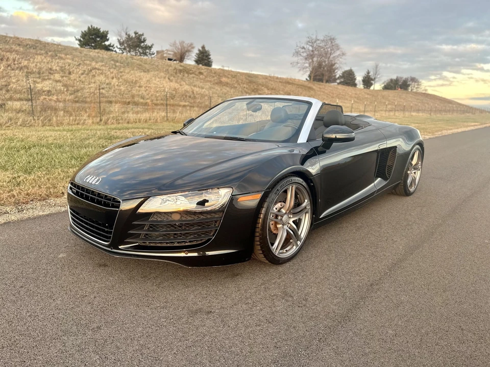 2011 Audi 42 R8 - Image 29 of 31