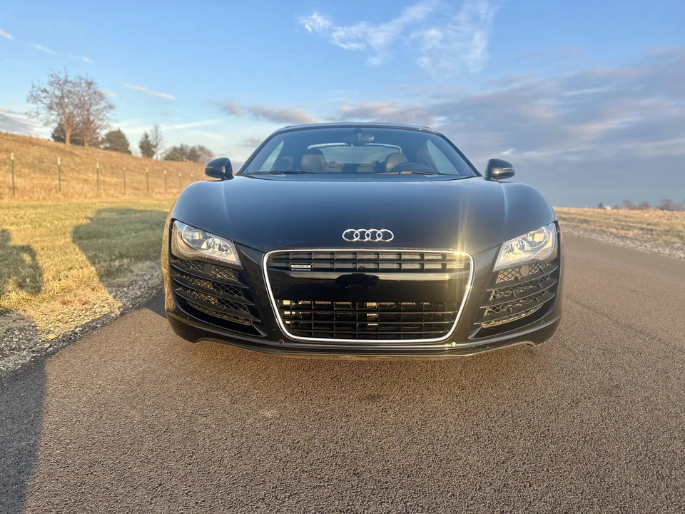 2011 Audi 42 R8 - Image 22 of 31