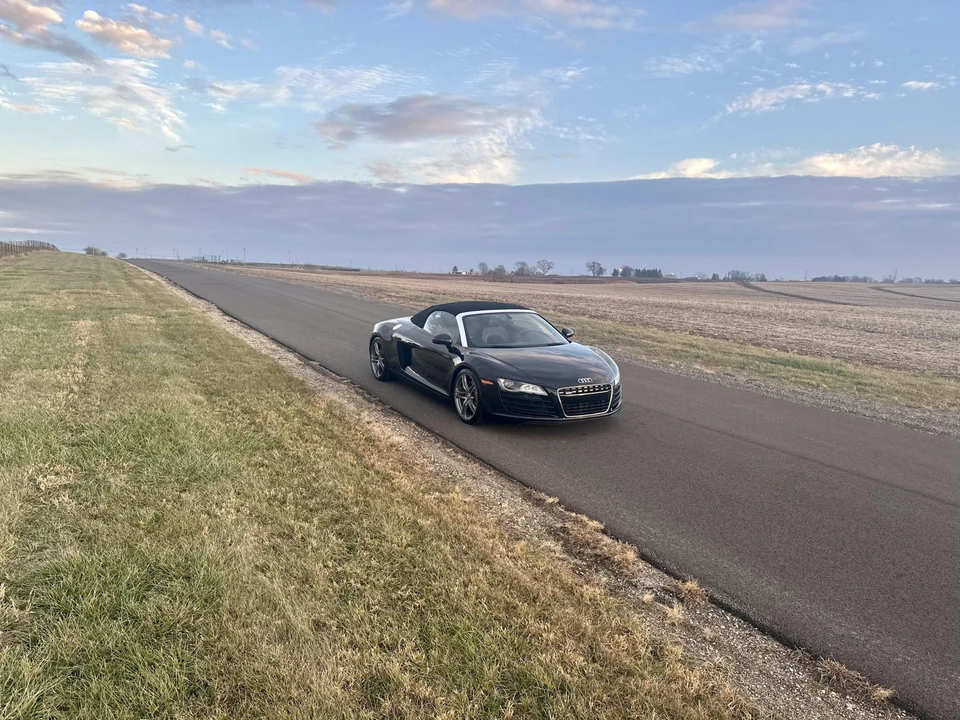 2011 Audi 42 R8 - Image 20 of 31
