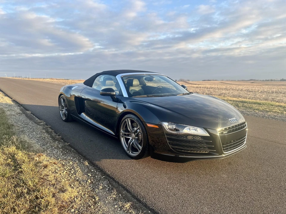 2011 Audi 42 R8 - Image 18 of 31