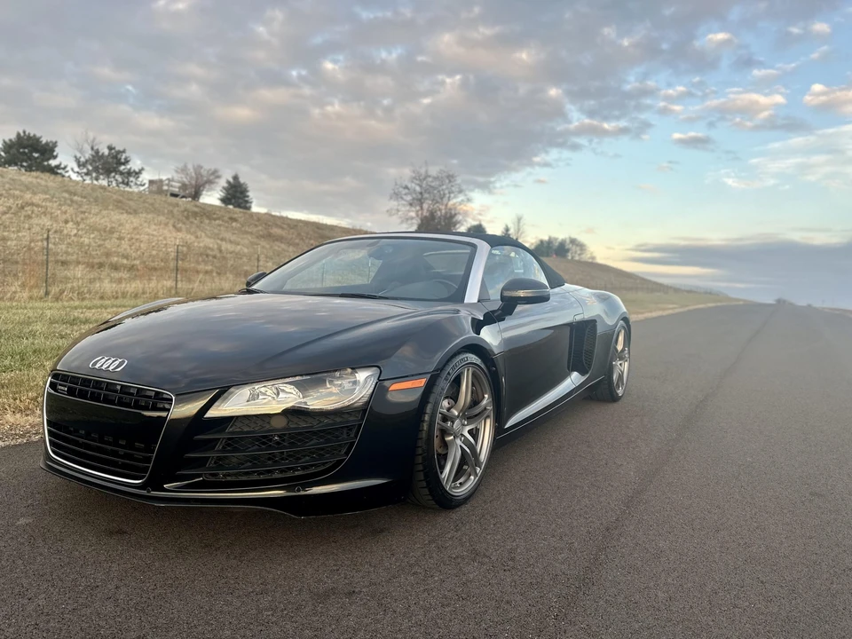 2011 Audi 42 R8 - Image 24 of 31