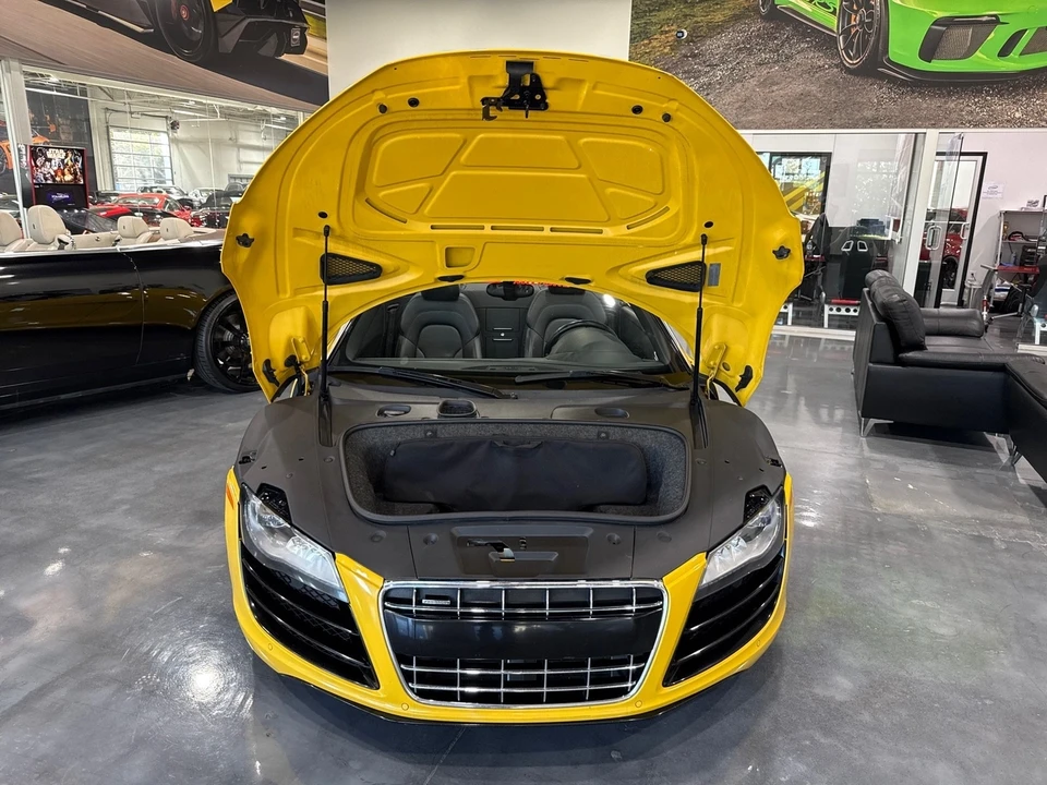 2011 Audi 42 R8 - Image 14 of 21