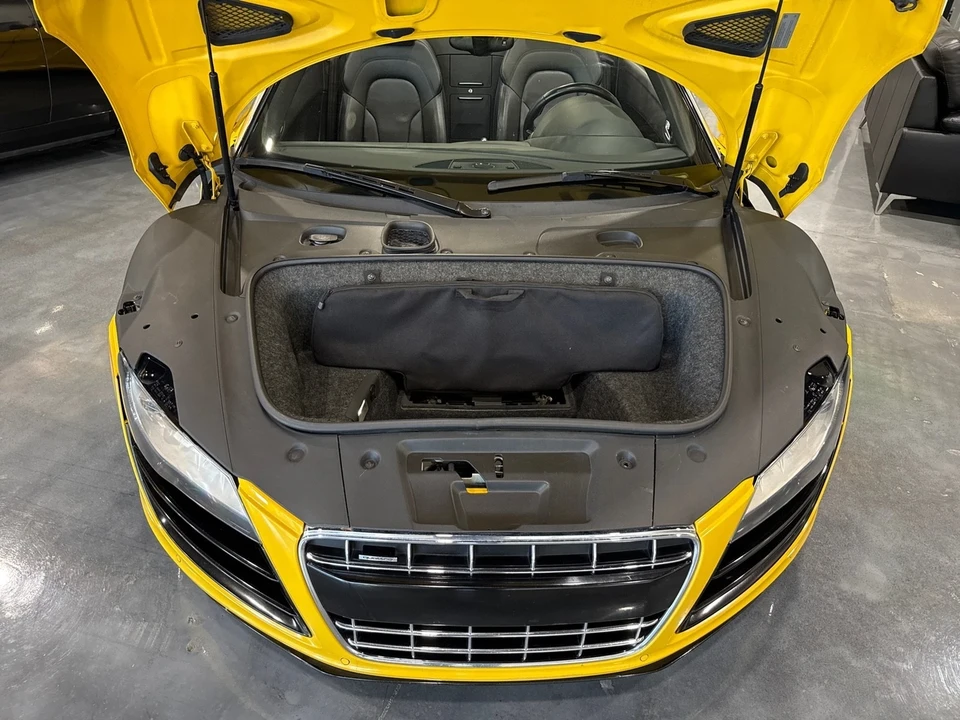2011 Audi 42 R8 - Image 15 of 21