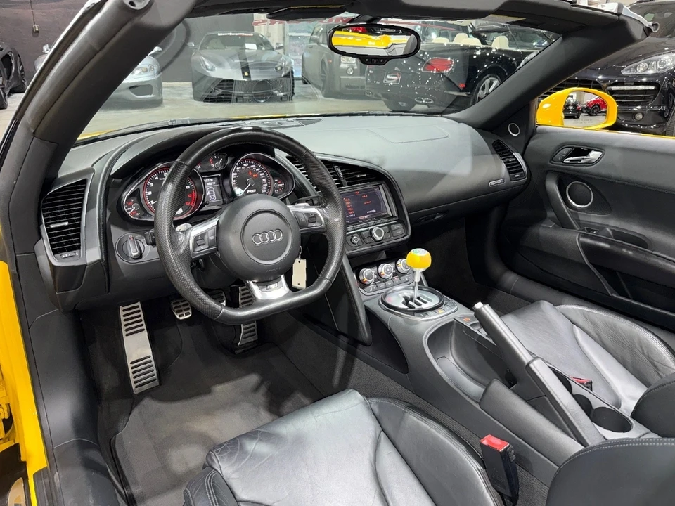 2011 Audi 42 R8 - Image 8 of 12