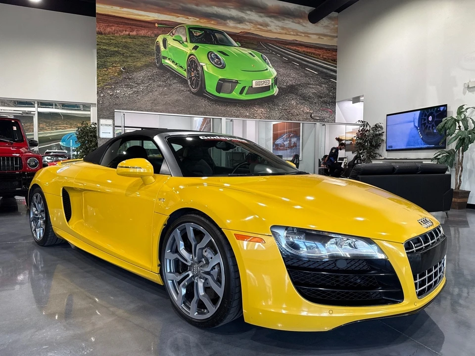 2011 Audi 42 R8 - Image 3 of 12