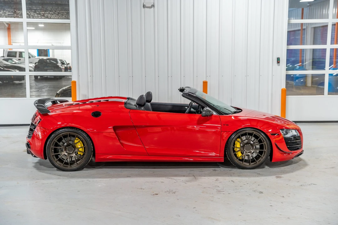2011 Audi 42 R8 - Image 30 of 31