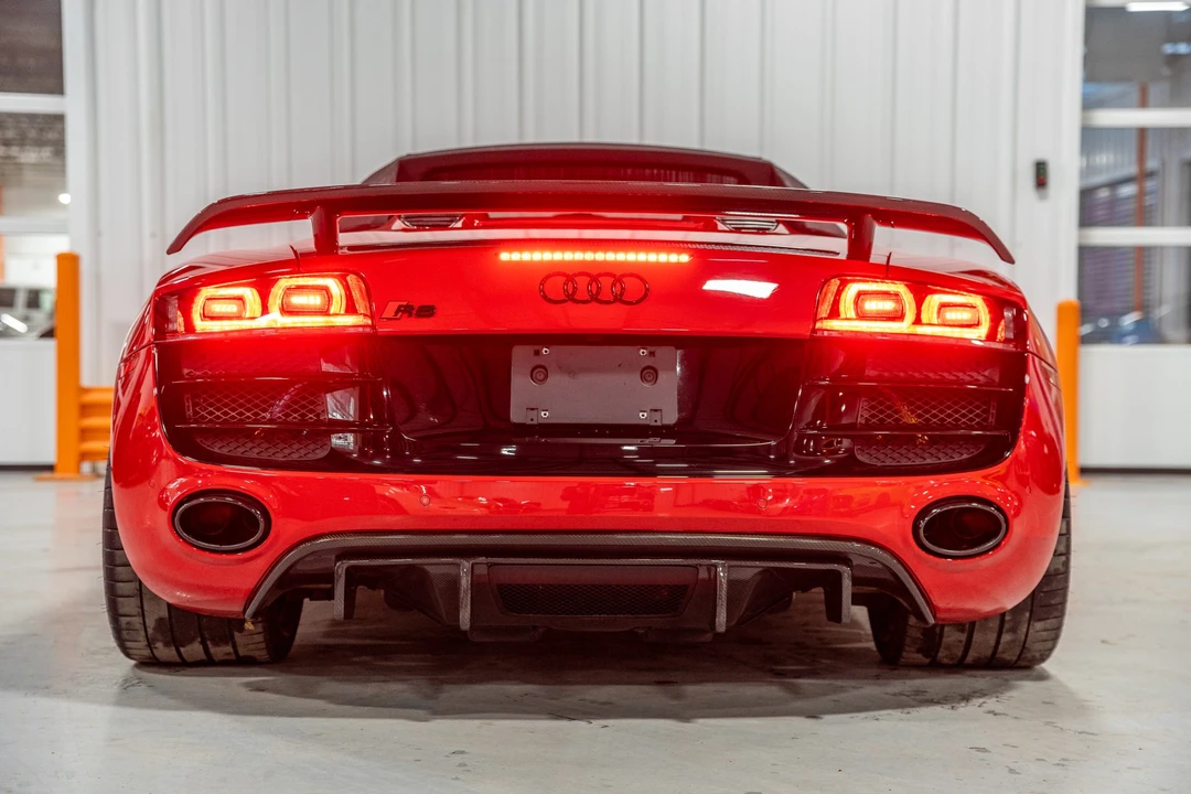 2011 Audi 42 R8 - Image 24 of 31