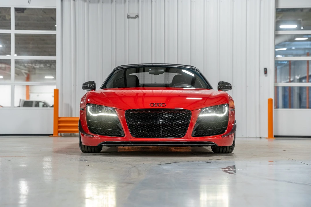 2011 Audi 42 R8 - Image 8 of 31