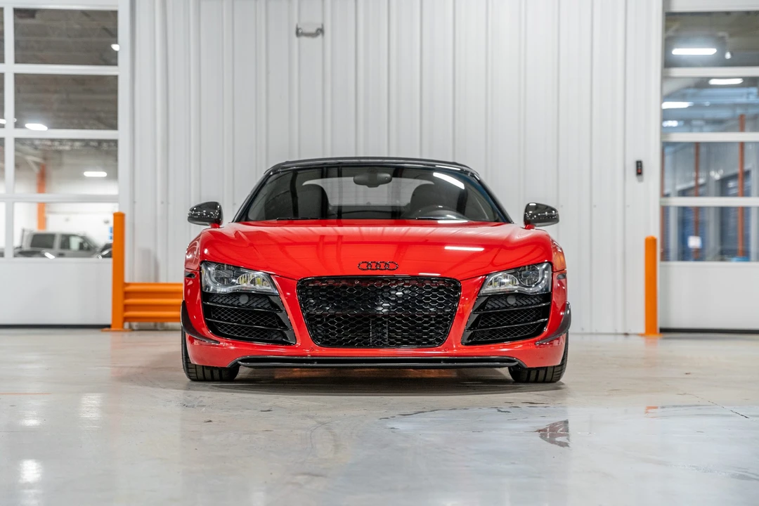 2011 Audi 42 R8 - Image 7 of 31