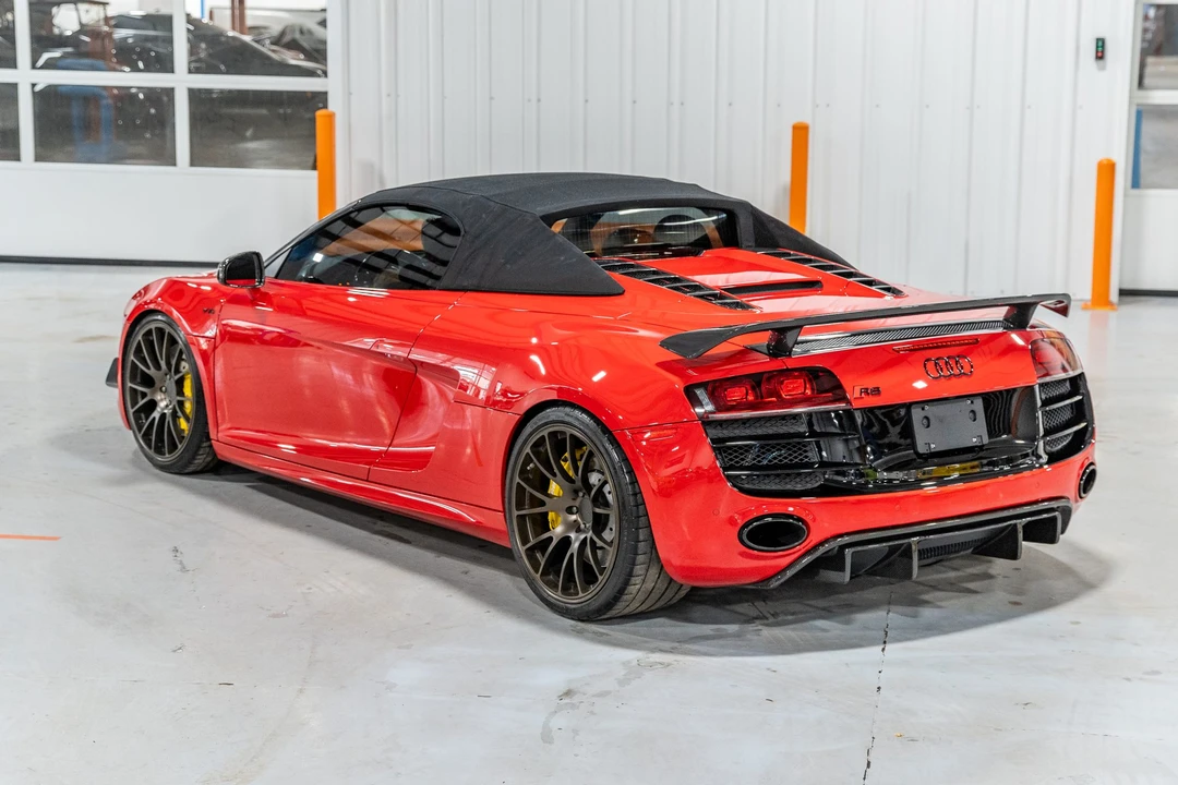 2011 Audi 42 R8 - Image 26 of 31