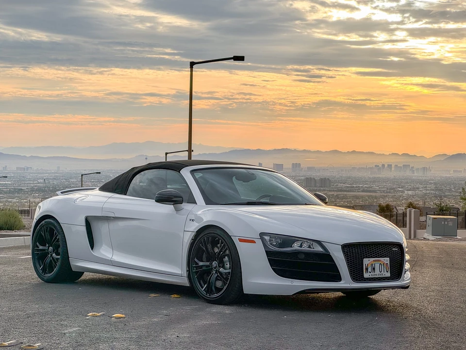 2011 Audi 42 R8 - Image 22 of 31