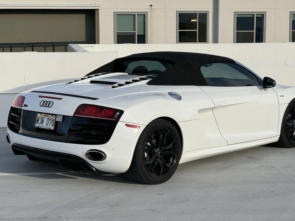 2011 Audi 42 R8 - Image 6 of 31