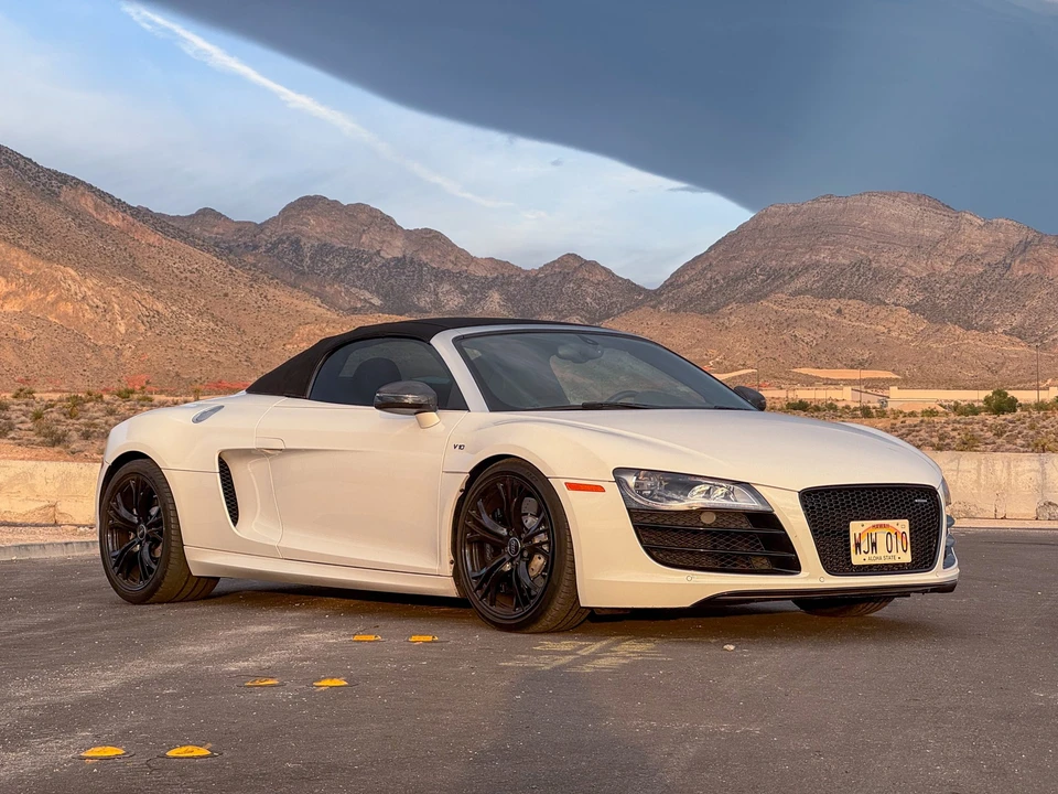 2011 Audi 42 R8 - Image 24 of 31