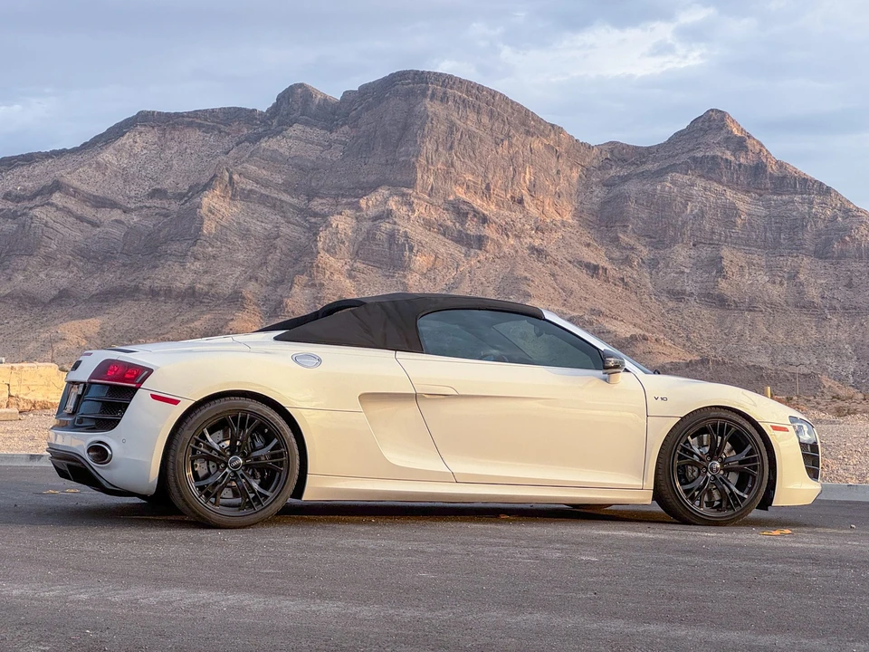 2011 Audi 42 R8 - Image 30 of 31