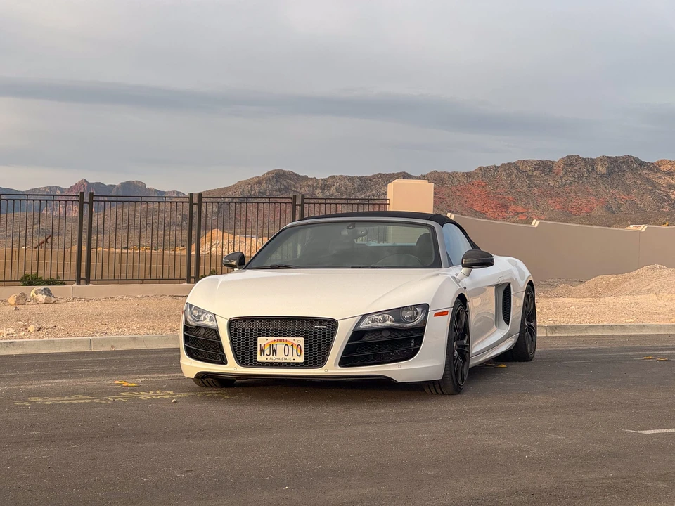 2011 Audi 42 R8 - Image 13 of 31