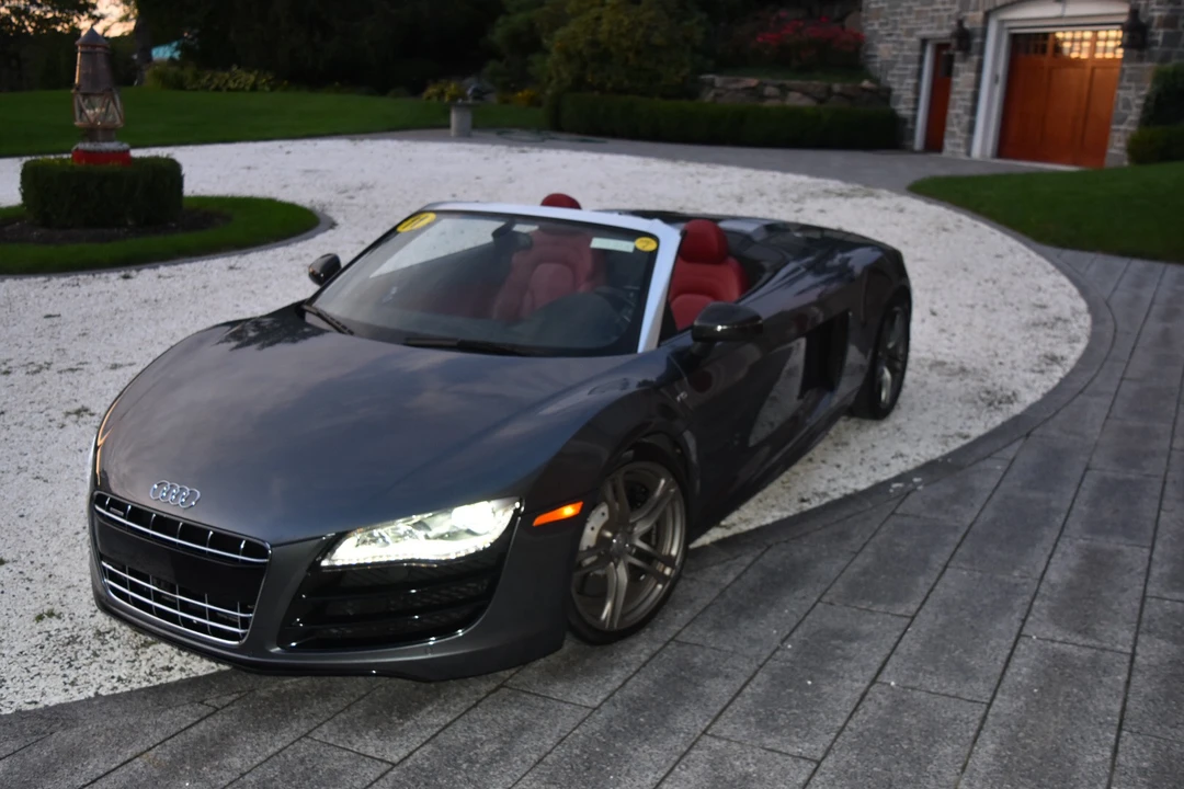 2011 Audi 42 R8 - Image 24 of 31
