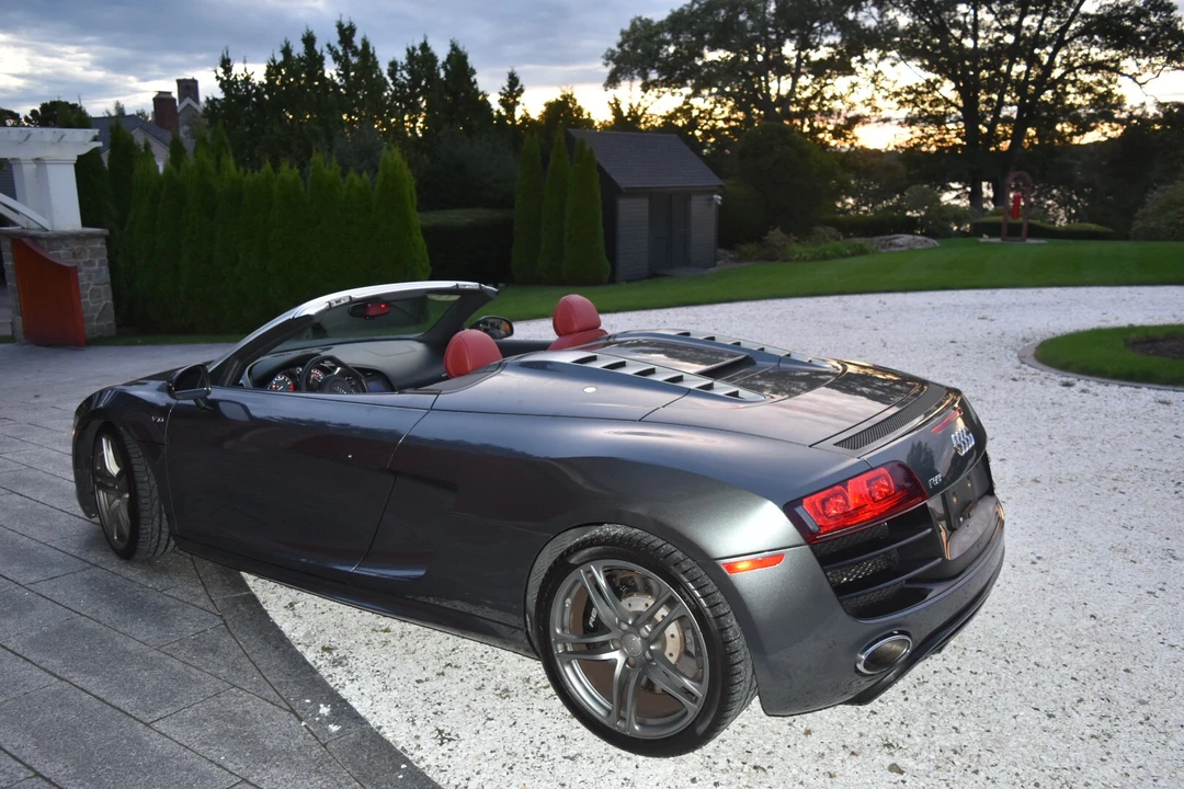 2011 Audi 42 R8 - Image 18 of 31