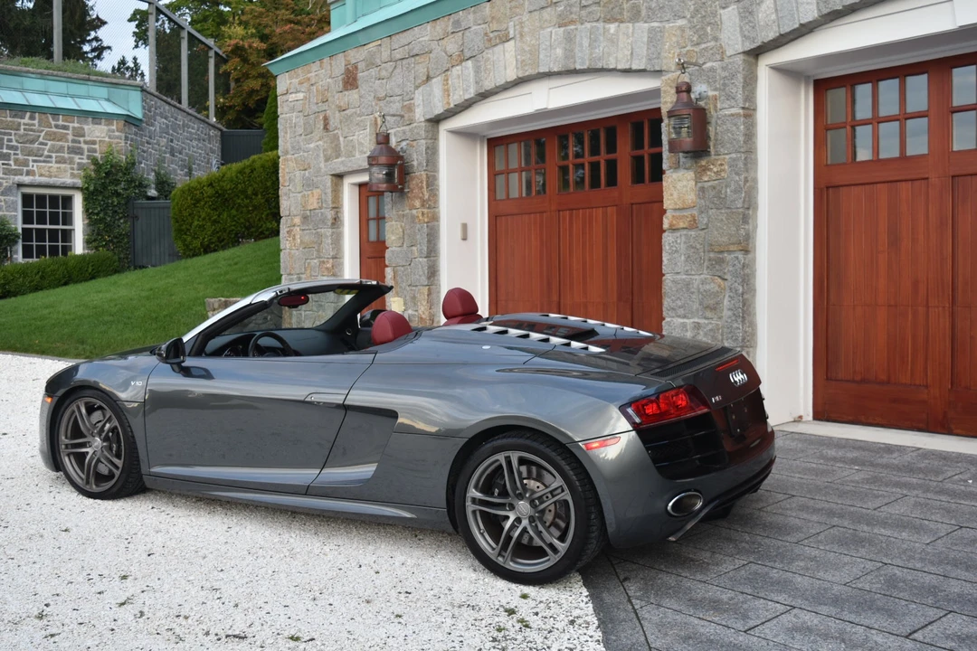 2011 Audi 42 R8 - Image 20 of 31