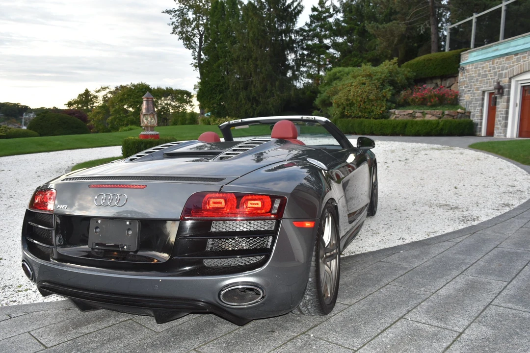 2011 Audi 42 R8 - Image 11 of 31