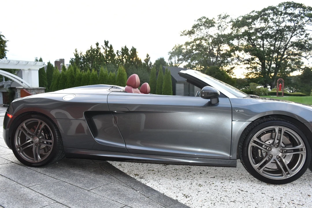 2011 Audi 42 R8 - Image 29 of 31