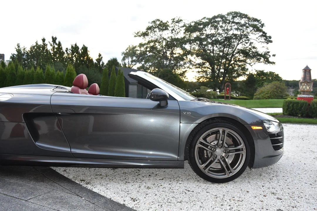 2011 Audi 42 R8 - Image 30 of 31