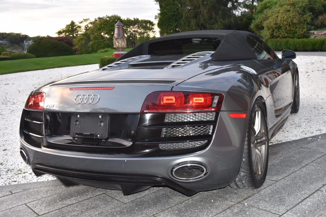 2011 Audi 42 R8 - Image 12 of 31