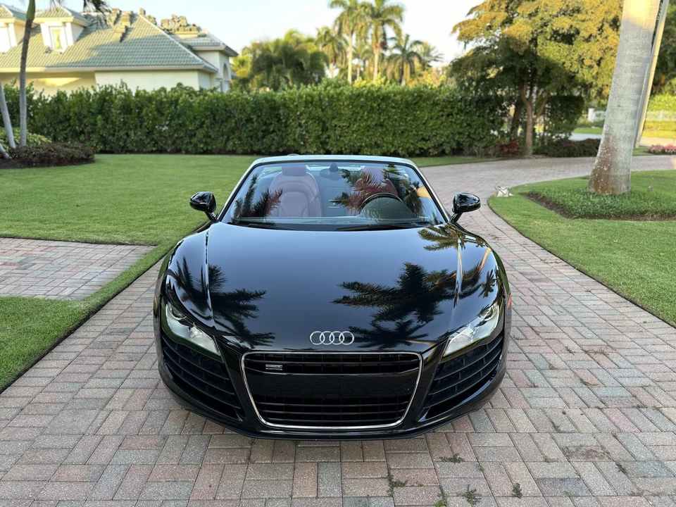 2011 Audi 42 R8 - Image 28 of 31