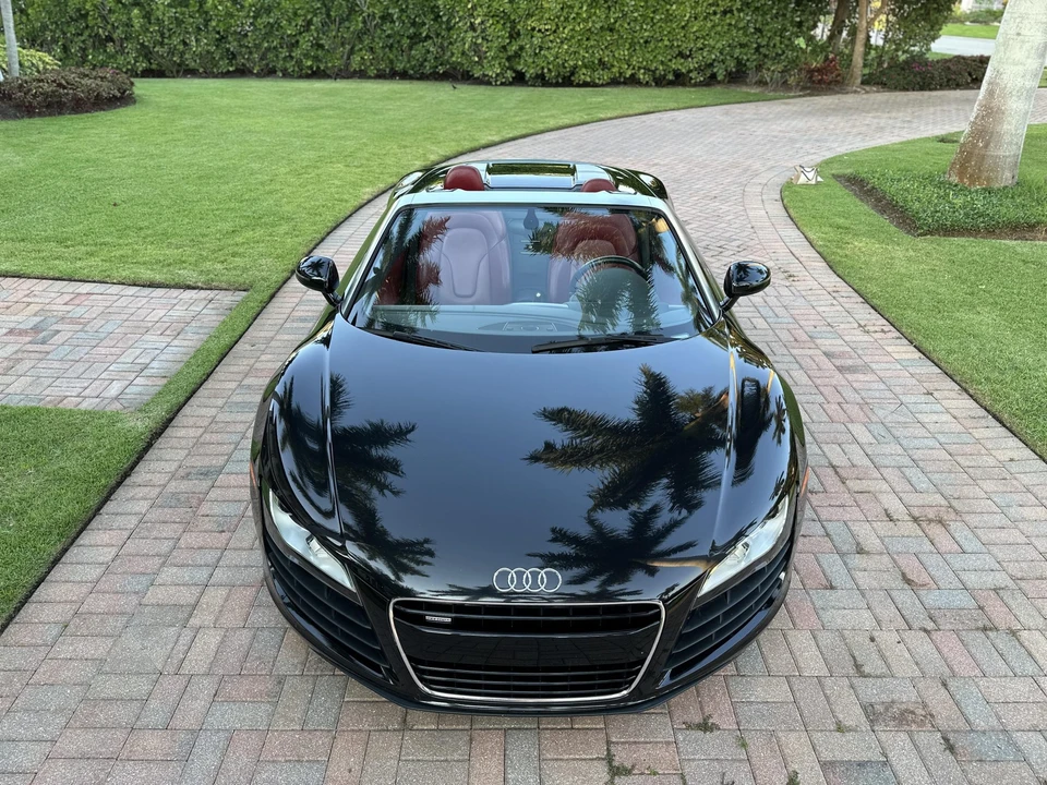 2011 Audi 42 R8 - Image 30 of 31