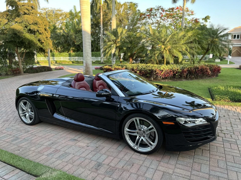 2011 Audi 42 R8 - Image 25 of 31