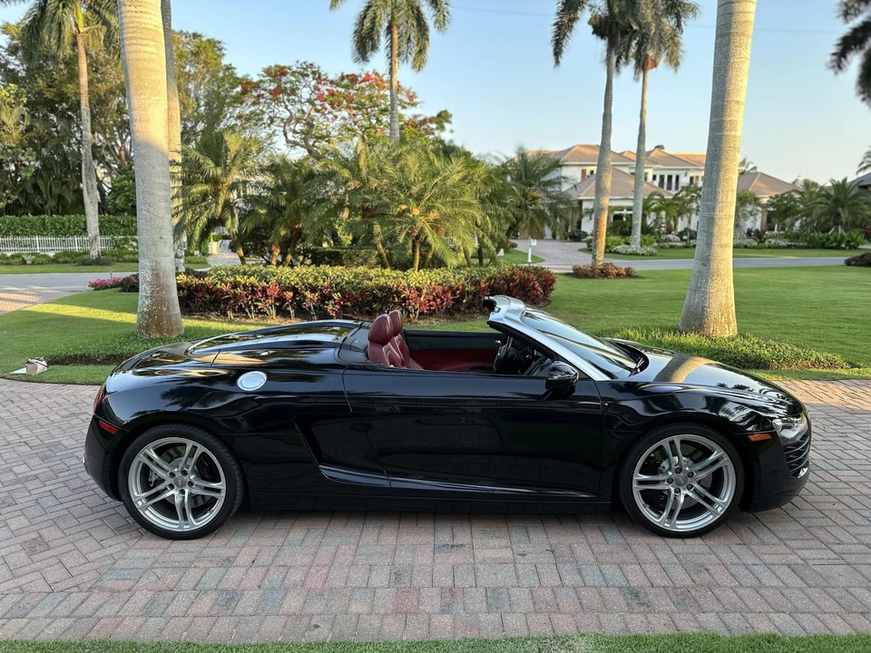 2011 Audi 42 R8 - Image 22 of 31