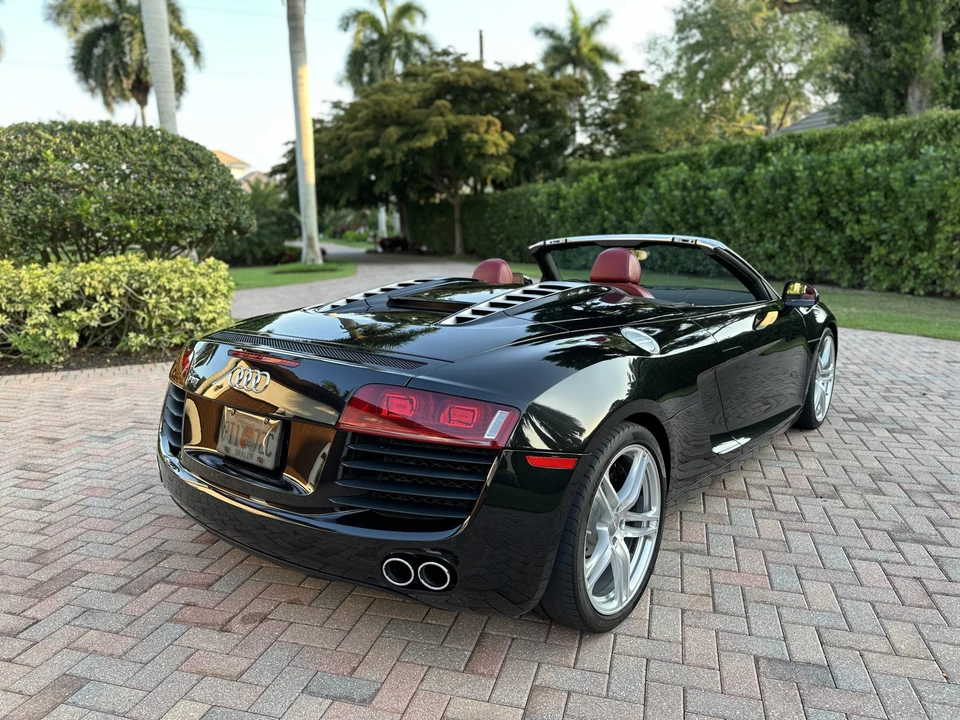 2011 Audi 42 R8 - Image 21 of 31