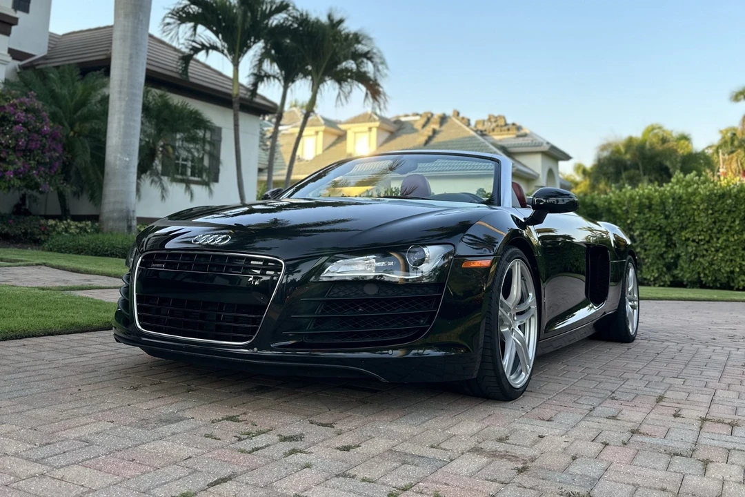 2011 Audi 42 R8 - Image 3 of 31