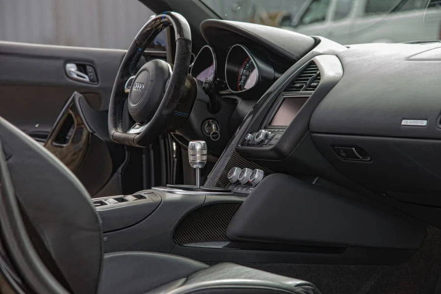 2011 Audi 42 R8 - Image 3 of 9