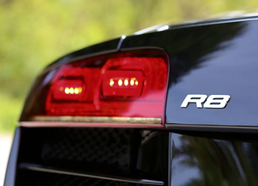 2011 Audi 42 R8 - Image 10 of 11