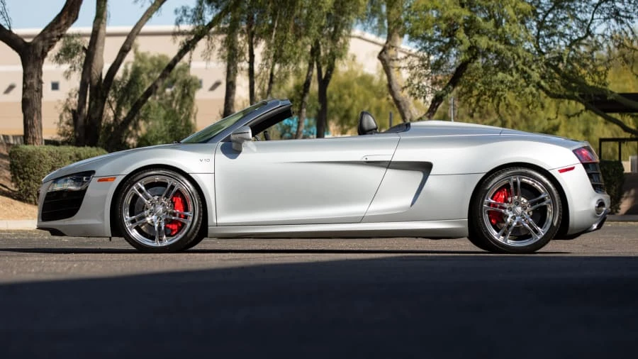 2011 Audi 42 R8 - Image 2 of 28