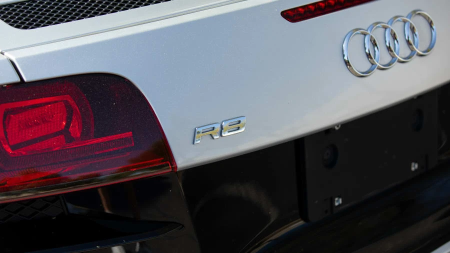 2011 Audi 42 R8 - Image 20 of 28