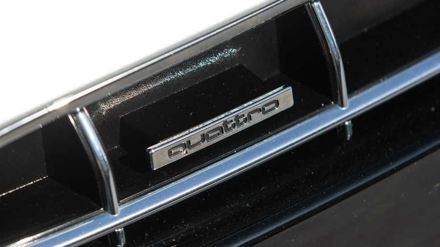 2011 Audi 42 R8 - Image 28 of 28