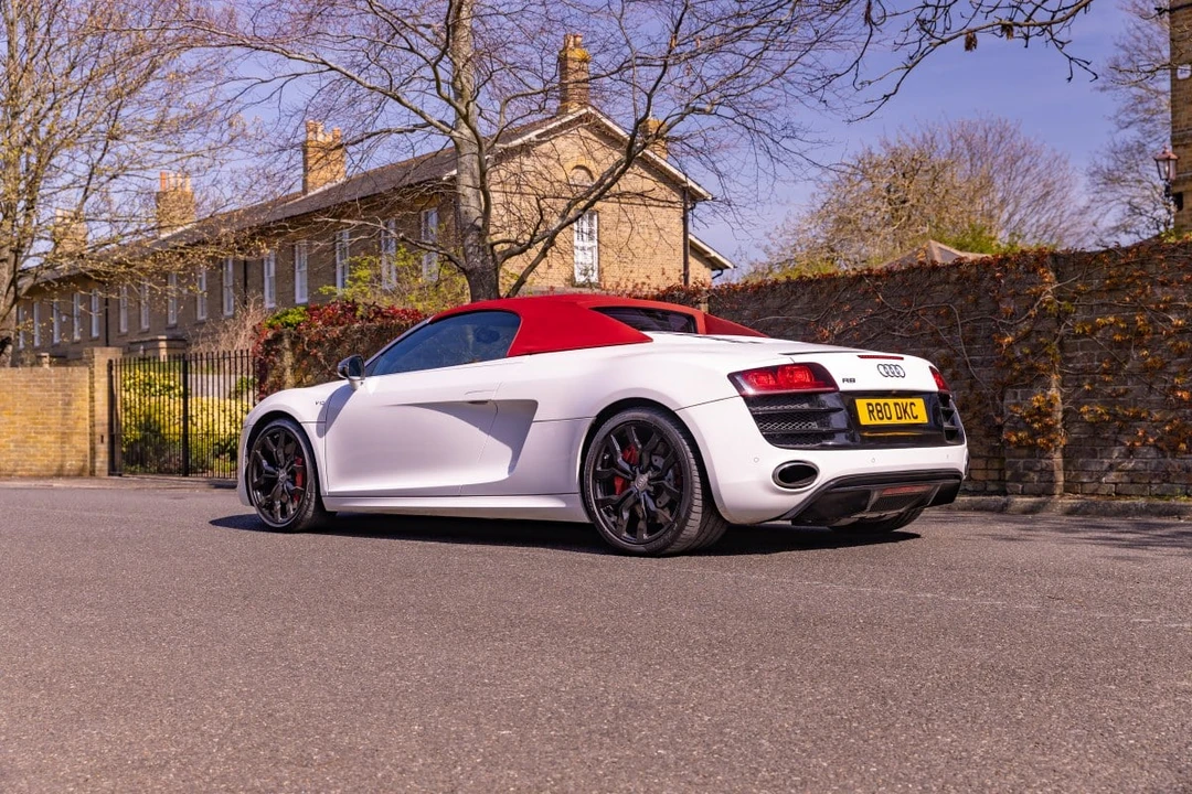 2011 Audi 42 R8 - Image 22 of 30
