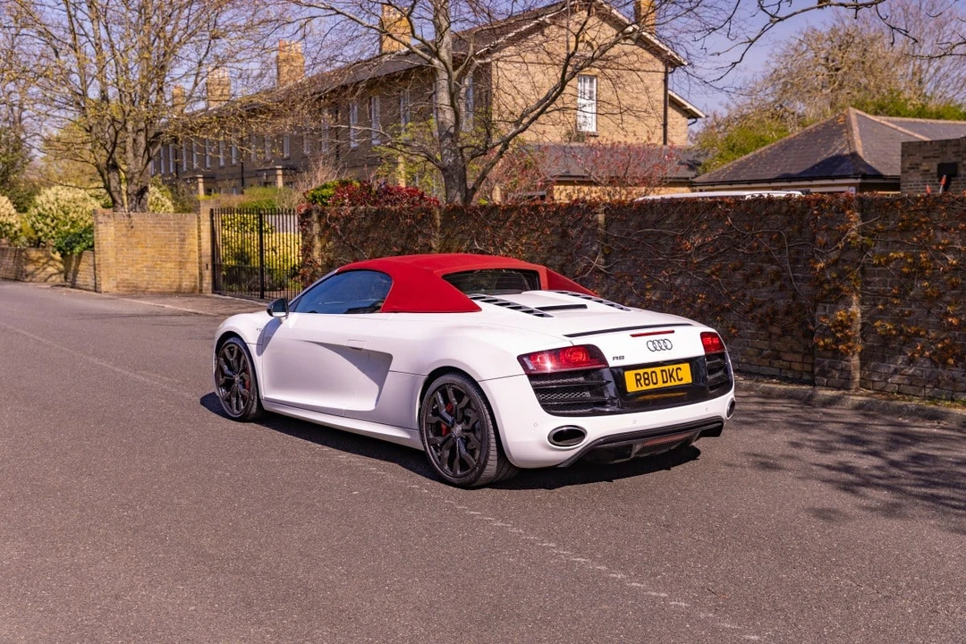 2011 Audi 42 R8 - Image 23 of 30