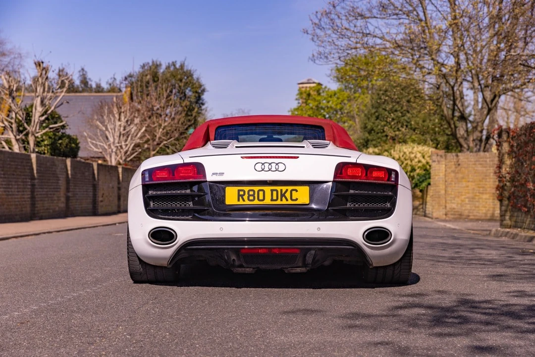 2011 Audi 42 R8 - Image 25 of 30