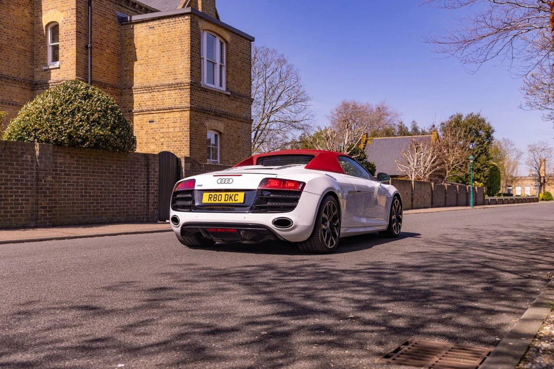 2011 Audi 42 R8 - Image 27 of 30