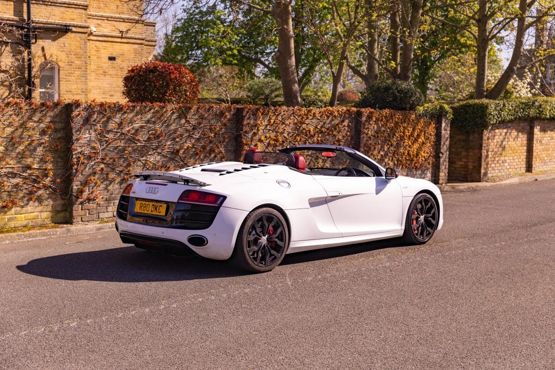 2011 Audi 42 R8 - Image 3 of 30