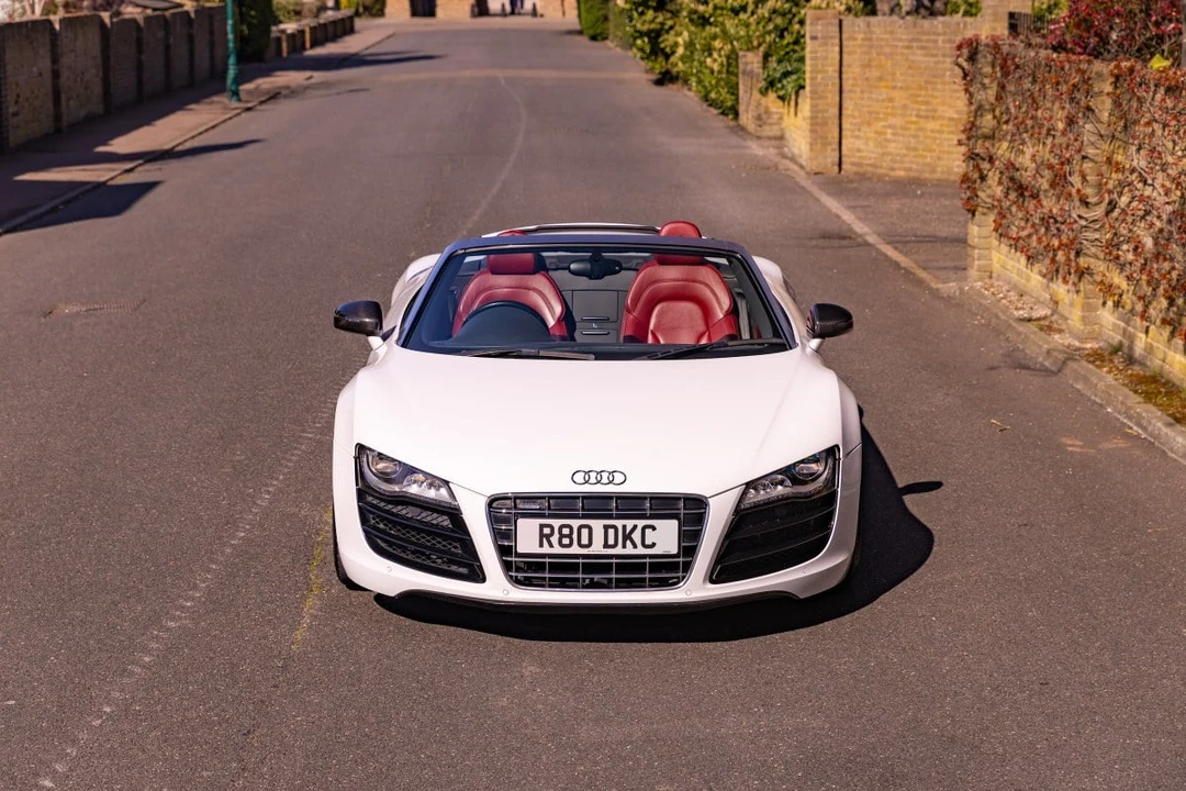 2011 Audi 42 R8 - Image 6 of 30