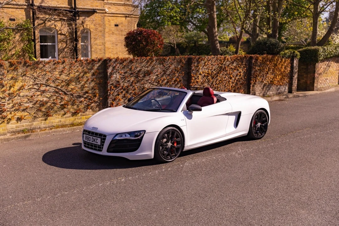 2011 Audi 42 R8 - Image 9 of 30