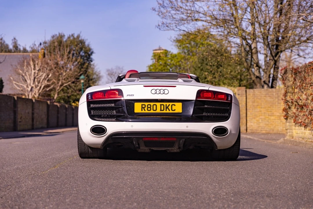 2011 Audi 42 R8 - Image 15 of 30