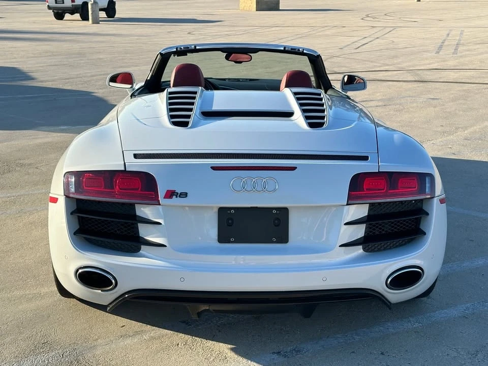 2011 Audi 42 R8 - Image 10 of 10
